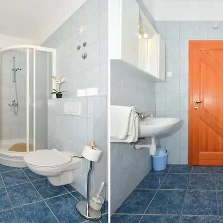 Blue Apartment, Okrug Gornji - *