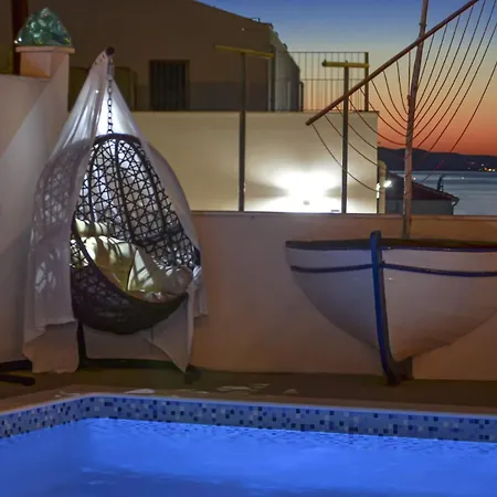 Blue Apartment, Okrug Gornji - *