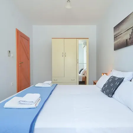 Blue Apartment, Okrug Gornji - * トロギール