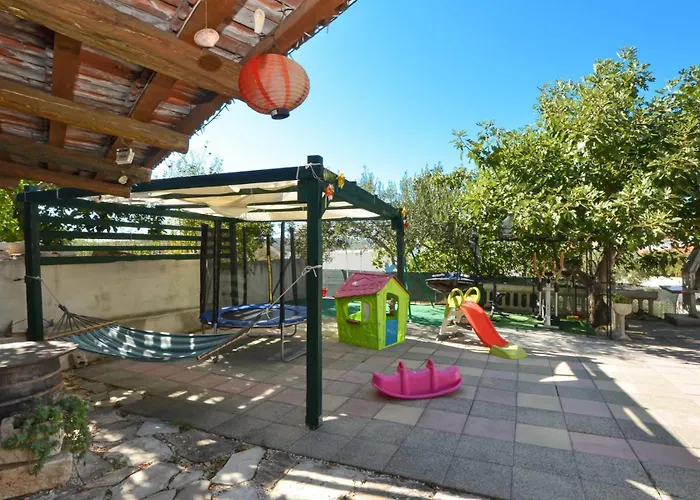 Blue Apartment, Okrug Gornji - *