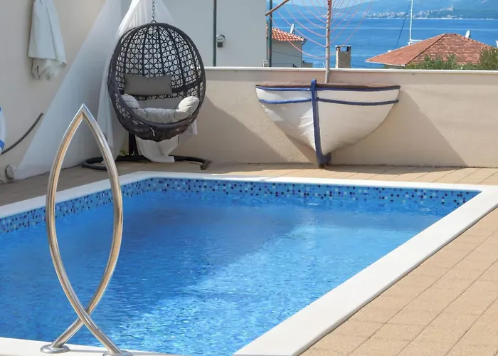 Blue Apartment, Okrug Gornji - *