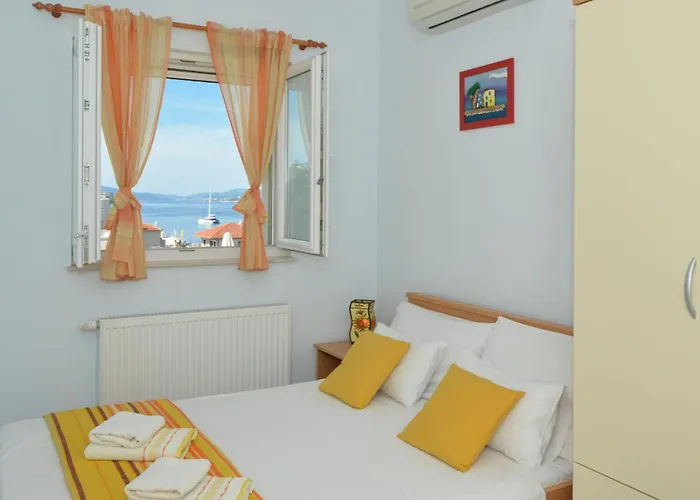 Διαμέρισμα Blue Apartment, Okrug Gornji - Τρογκίρ
